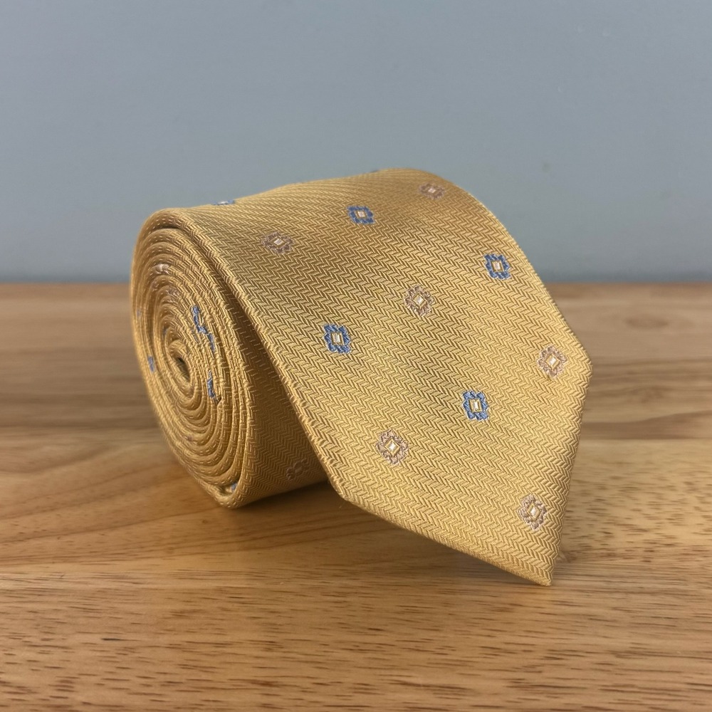 Joseph Abboud 3" Classic Silk Tie Gold Herringbone Floral Motif Foulard Necktie
